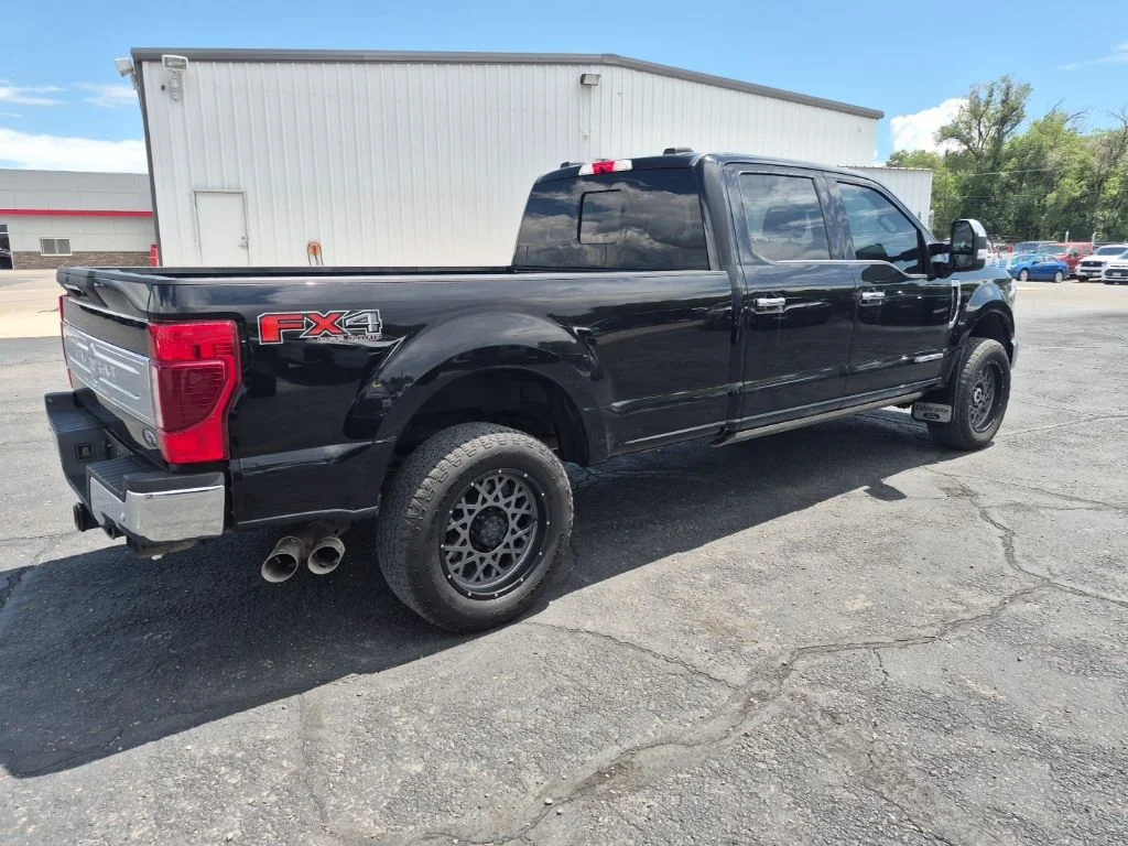 Used 2020 Agate Black Metallic Ford King Ranch image 13