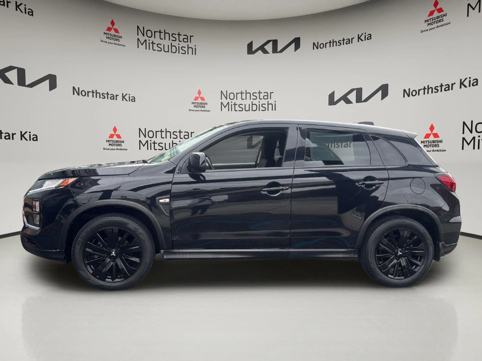 Used 2023 Mitsubishi Outlander Sport LE with VIN JA4ARUAU8PU000893 for sale in Woodside, NY