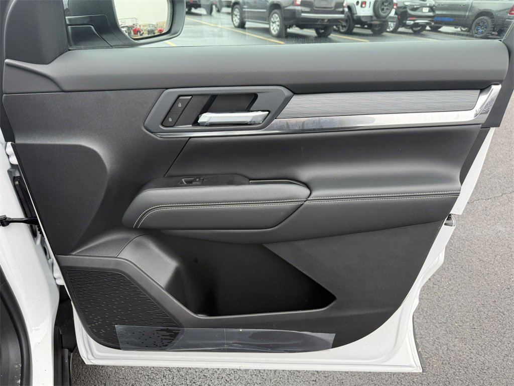 2026 GMC TERRAIN - Image 33