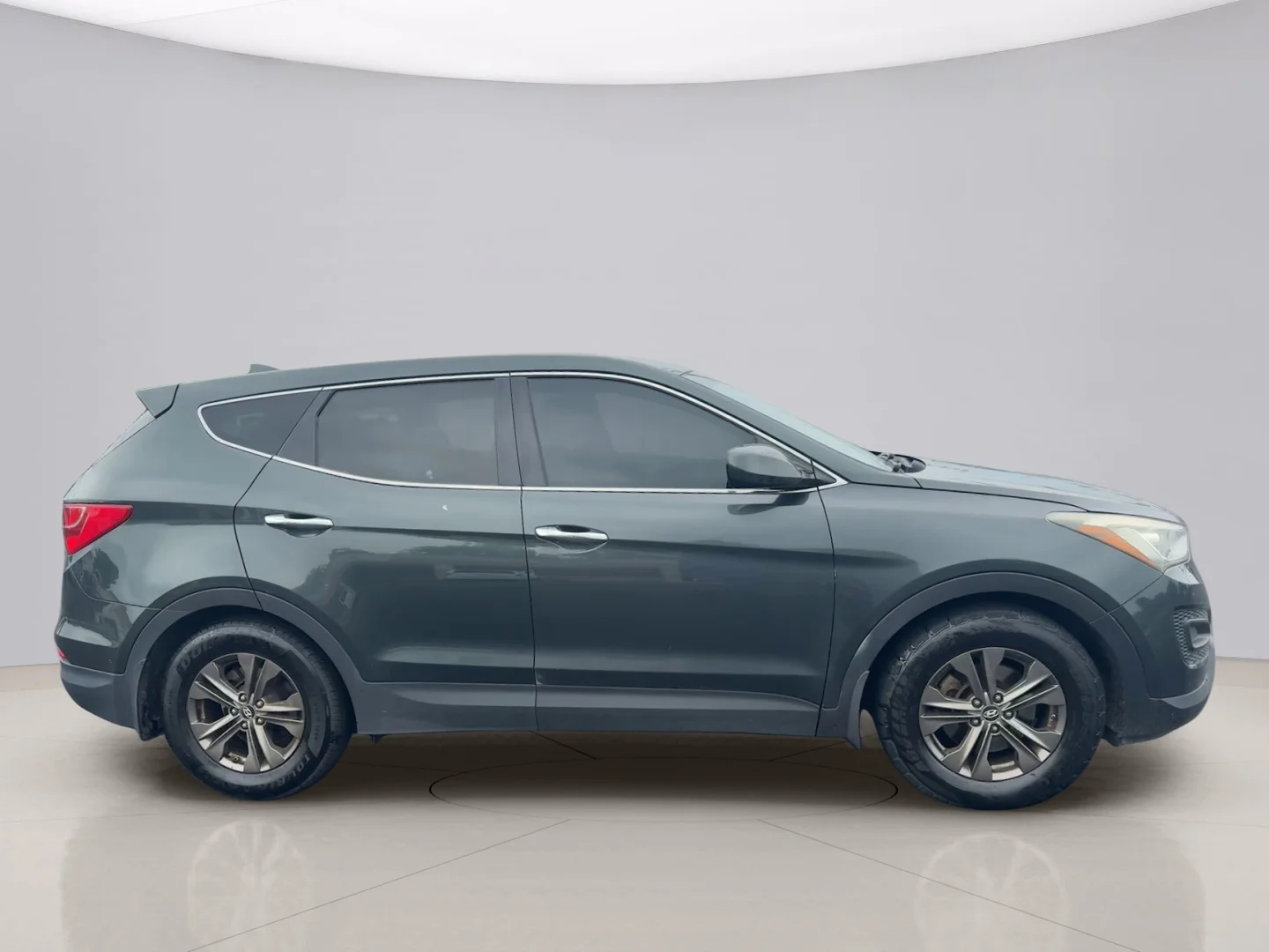Used 2013 Green Hyundai SPORT image 6