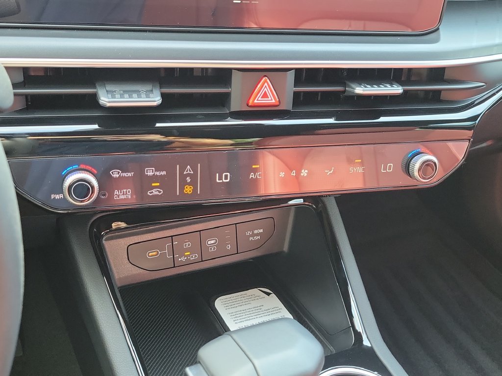 New 2026 Aurora Black Pearl Kia GT-Line FWD image 31