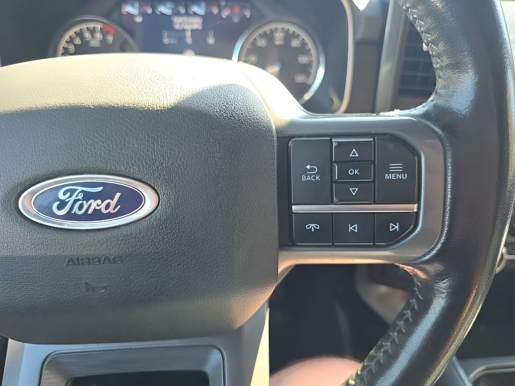 Used 2021 White Ford  image 17