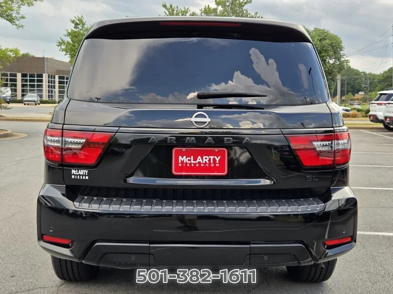 Used 2021 Super Black NISSAN 4X2 SL image 6