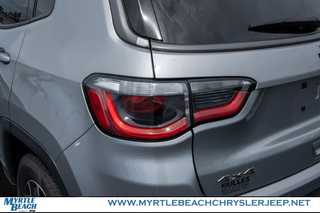 Certified Used 2021 Billet Silver Metallic Jeep Trailhawk image 11