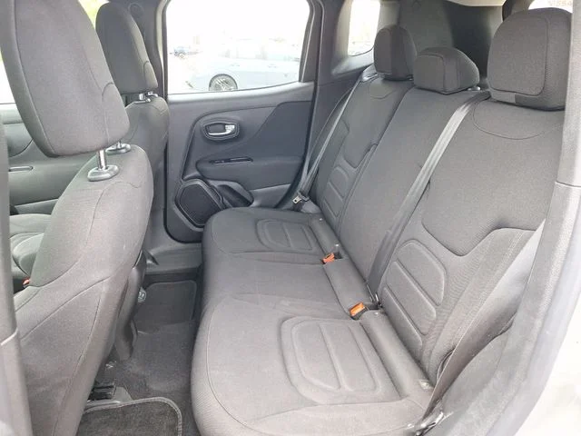 Used 2020 Gray Jeep Latitude image 14