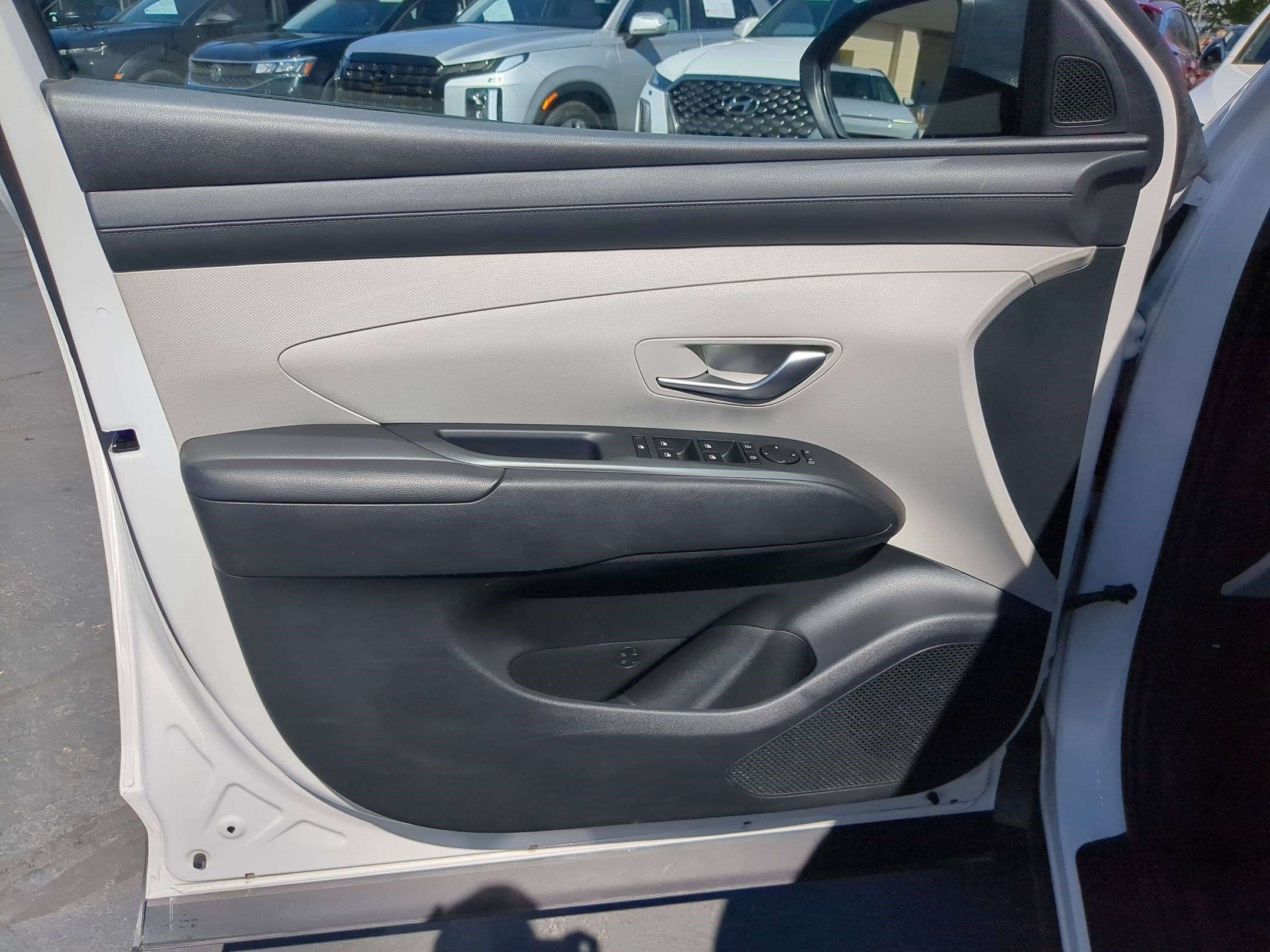 2025 Hyundai Tucson SEL - Photo 12