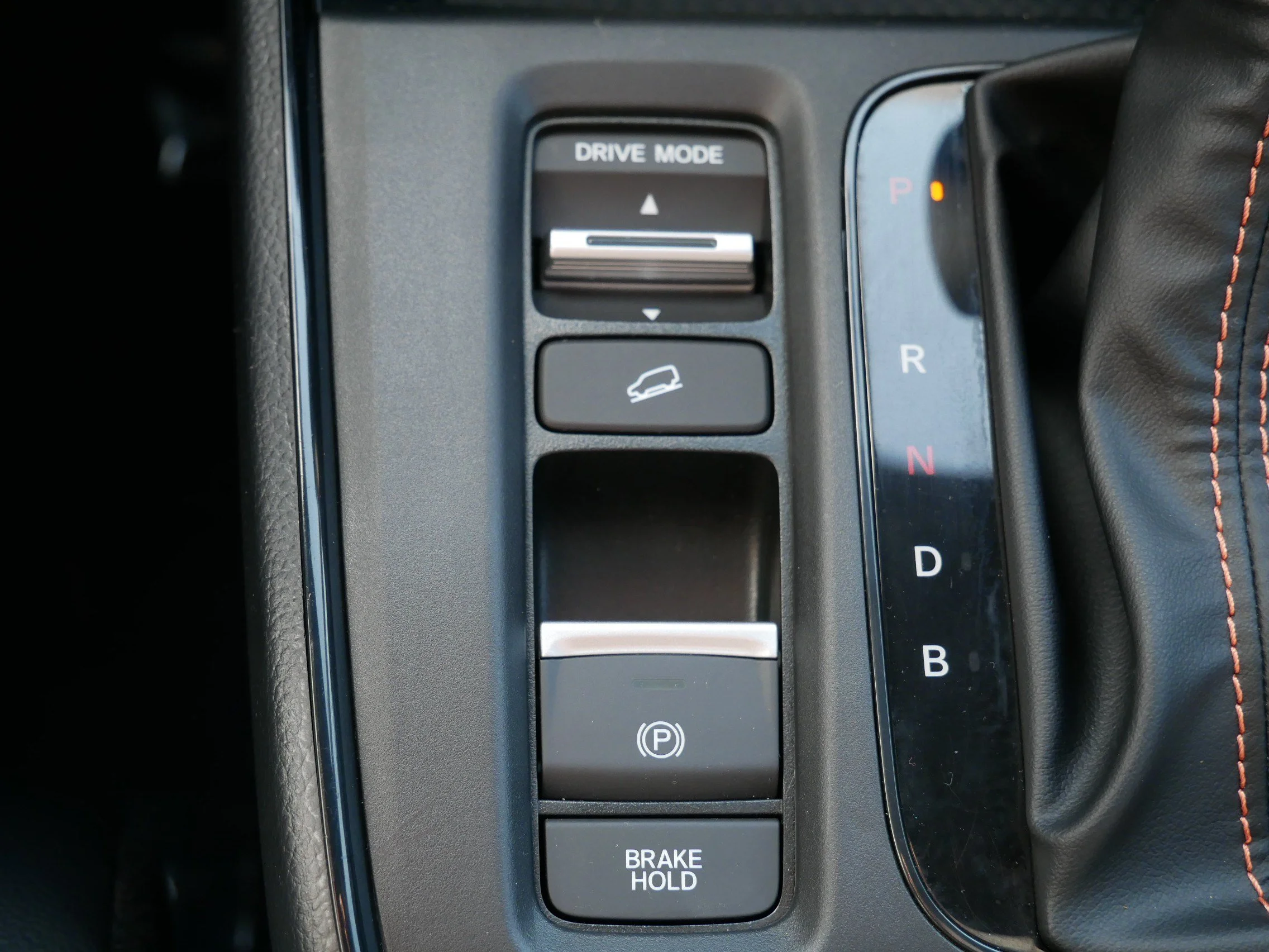 2025 Honda CR-V Sport Touring - Photo 32