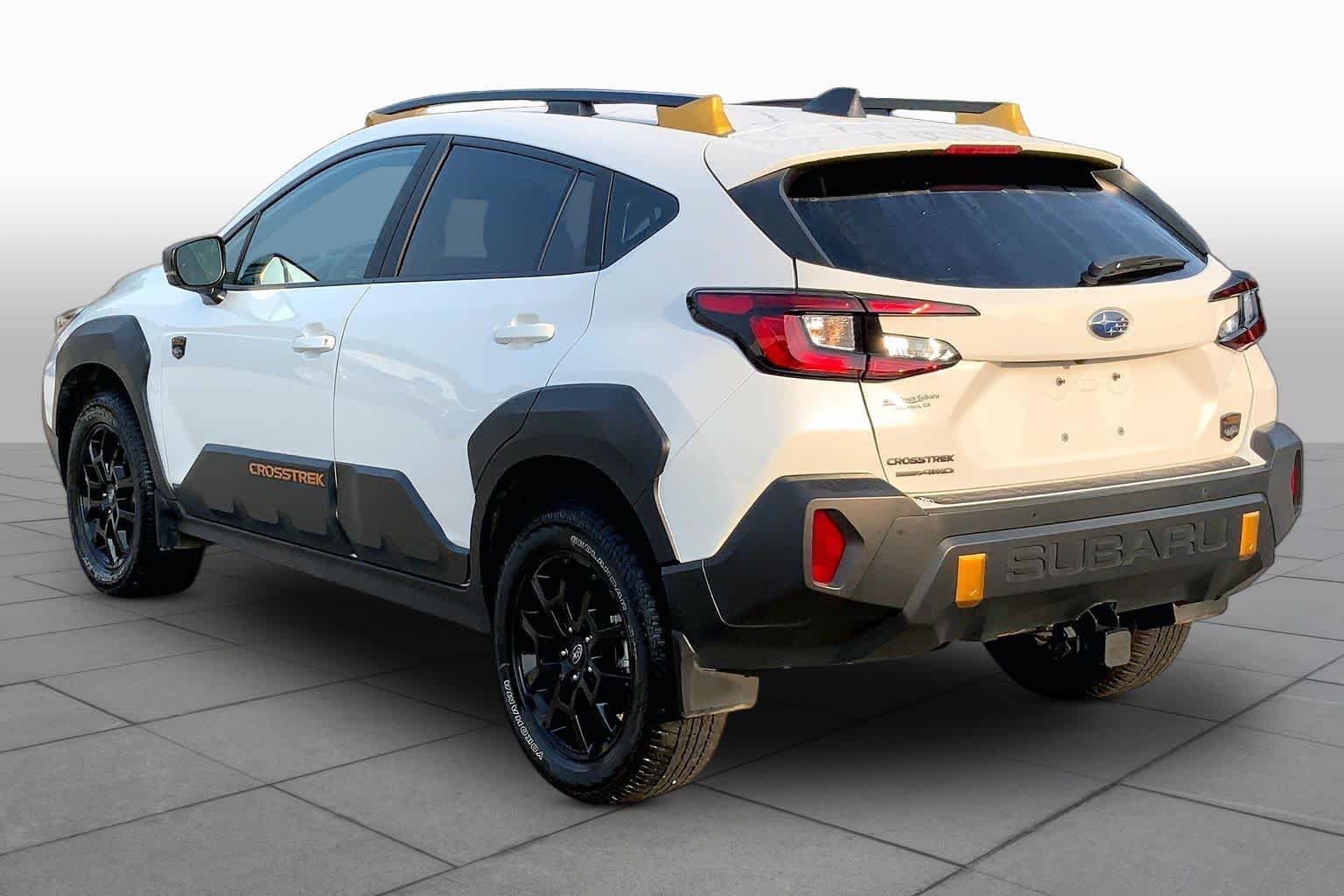 Used 2024 Crystal White Pearl Subaru Wilderness image 12