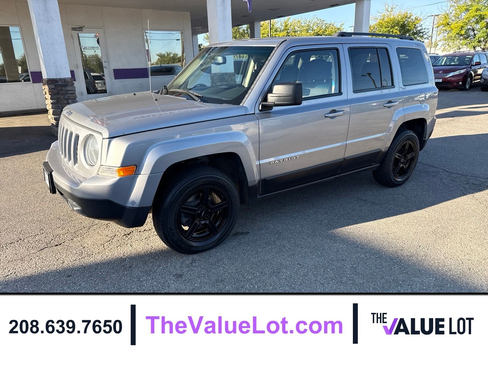 Used 2016 Silver Jeep Sport image 8