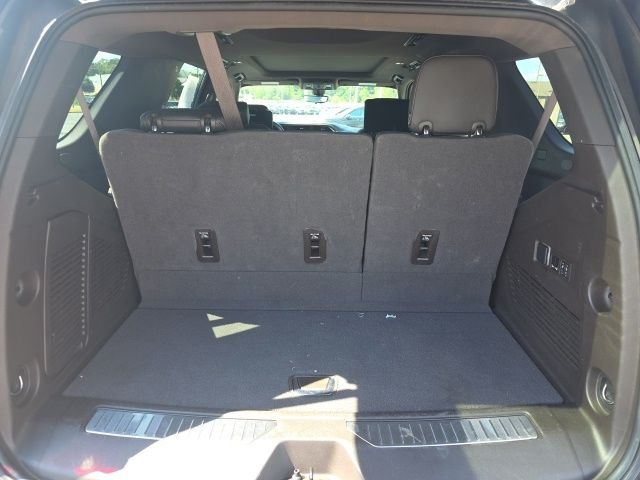 Used 2022 Hunter Metallic GMC Denali image 13