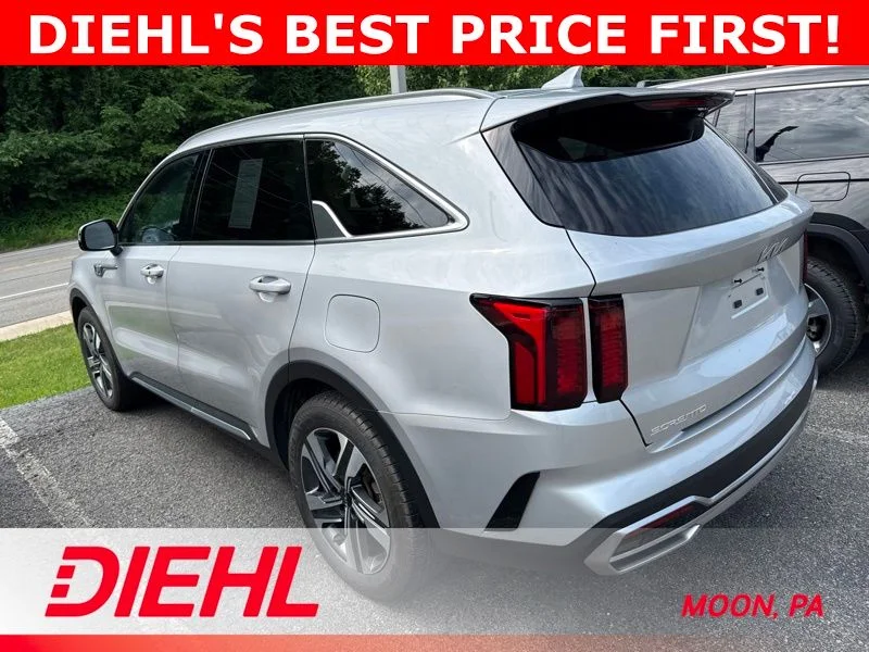 Used 2023 Silver Kia EX image 4