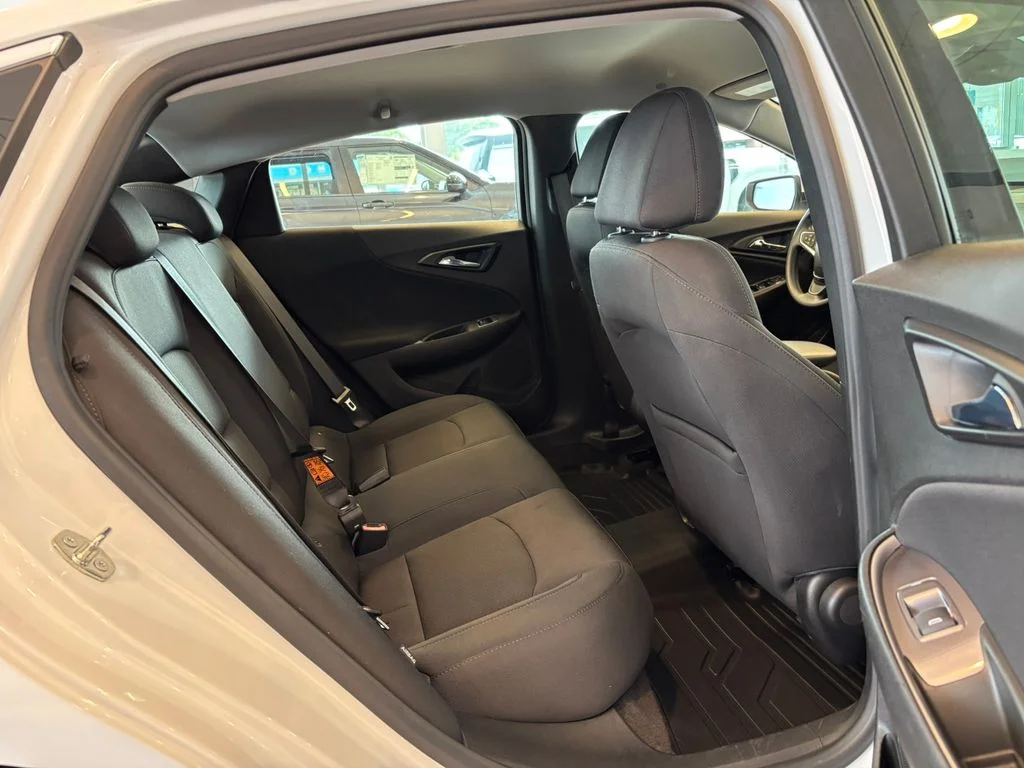 Used 2020 White Chevrolet LS image 26