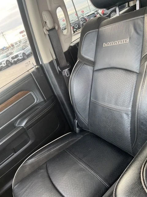 Used 2024 White Ram Laramie image 29