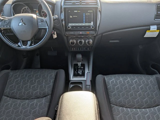 New 2026 White Diamond Mitsubishi 2.0 TRAIL EDITION image 8