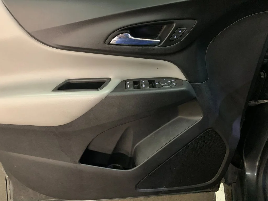 Used 2021 Gray Chevrolet LS image 12