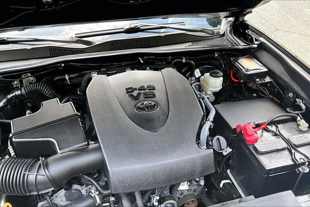 Used 2023 Black Toyota SR5 image 31