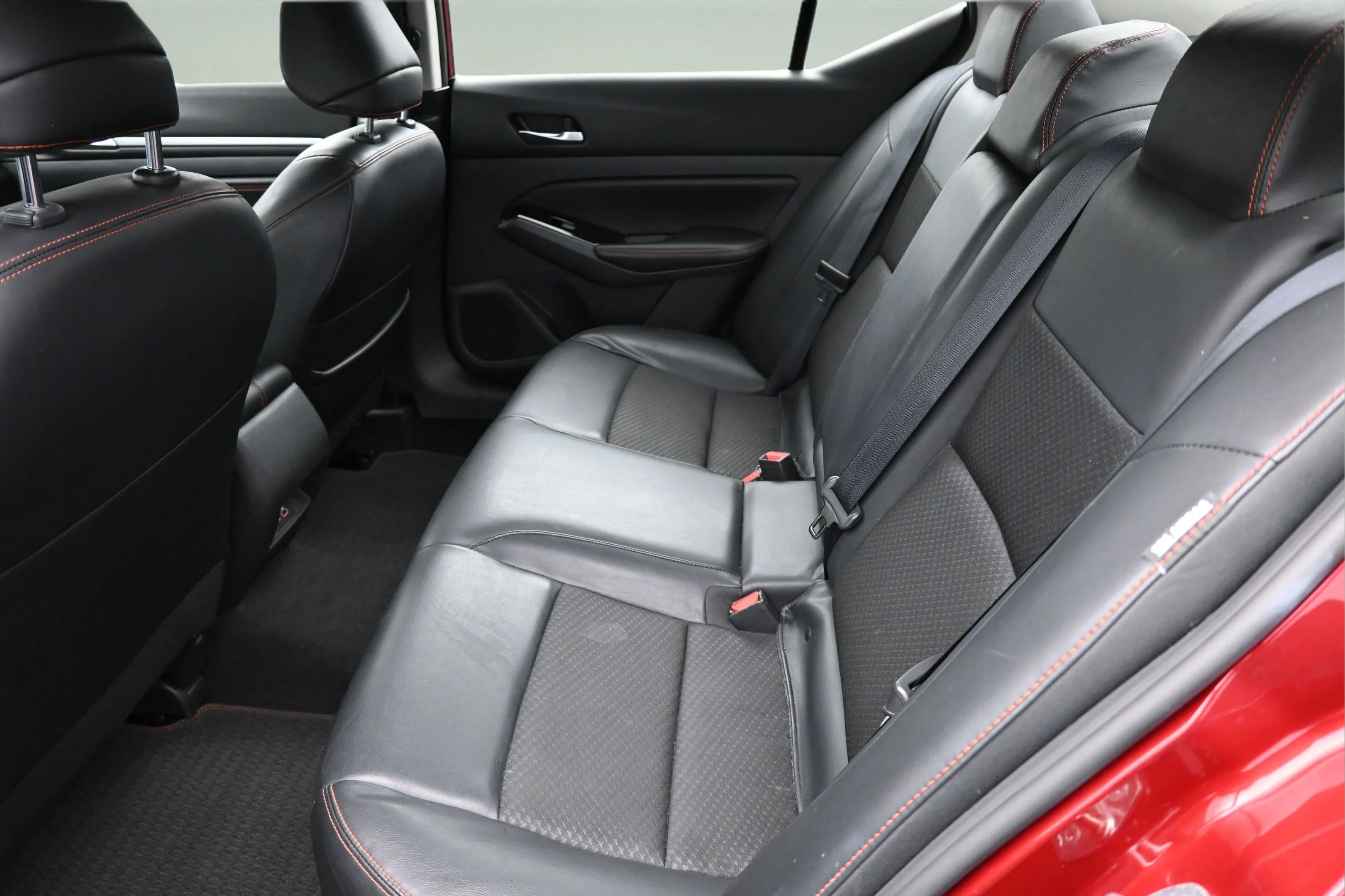 Used 2023 Scarlet Ember Tintcoat Nissan 2.5 SR image 21