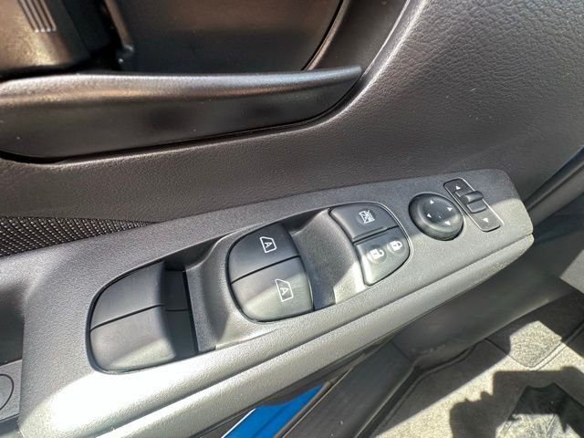 2025 Nissan KICKS PLAY Base - Photo 21