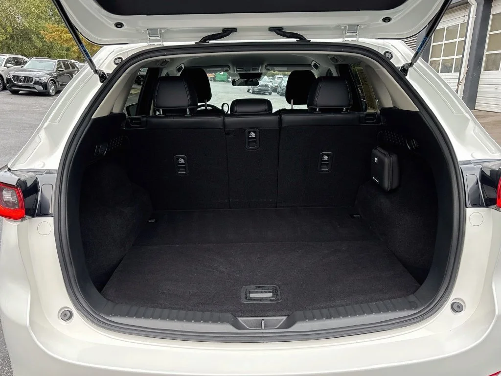 Certified Used 2025 White Mazda 2.5 S Select Package image 26