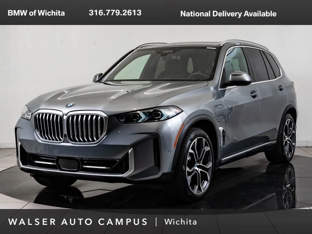 2024 BMW X5 xDrive50e's photo