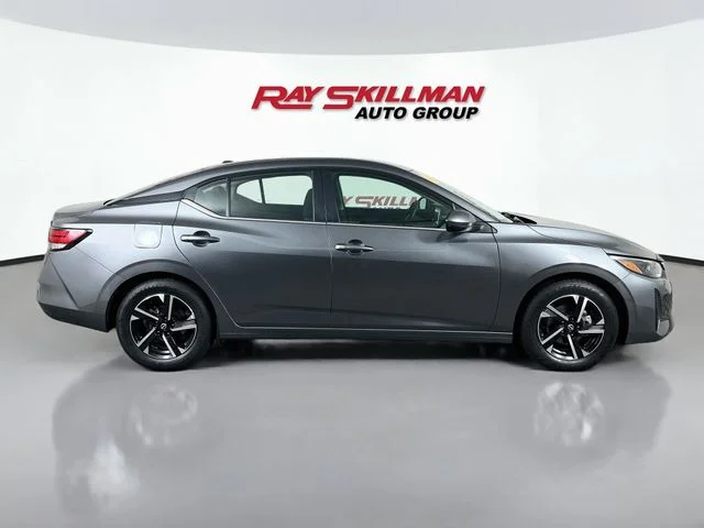 Used 2025 Gray Nissan SV image 8