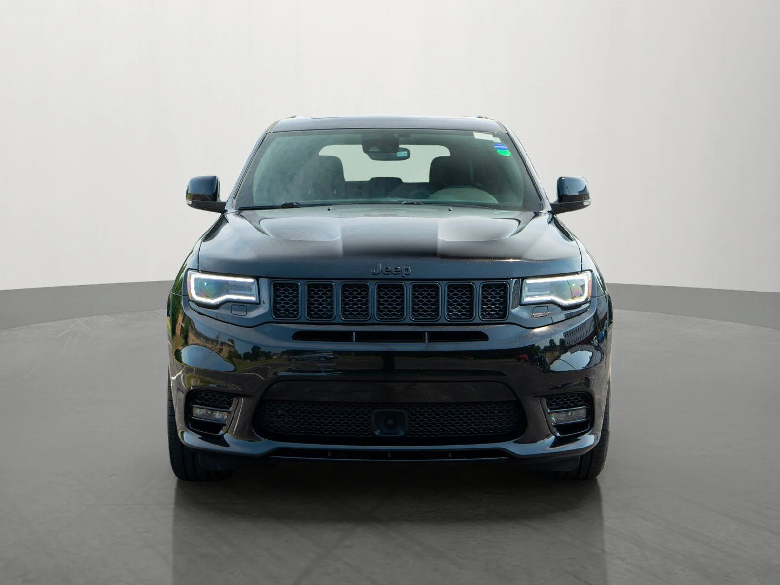 Used 2020 Jeep Grand Cherokee SRT with VIN 1C4RJFDJ8LC448600 for sale in Minneapolis, Minnesota