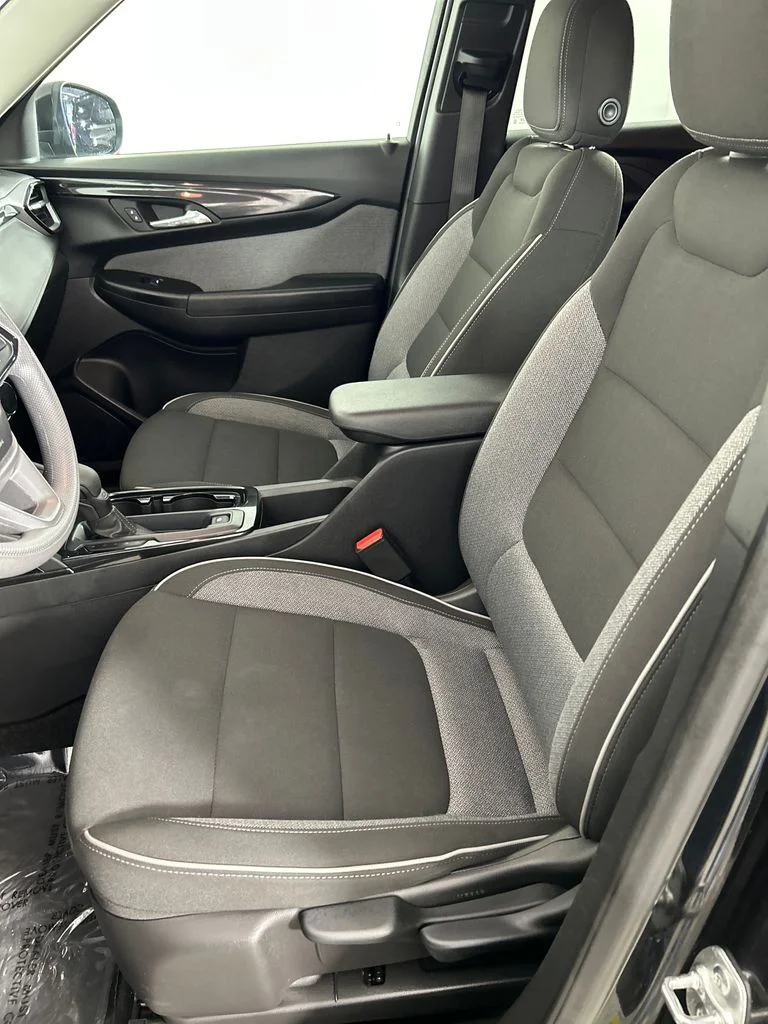 Used 2025 Black Chevrolet LT image 12