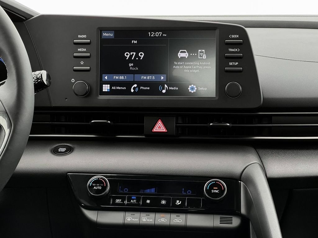 2025 Hyundai Elantra SEL - Photo 27