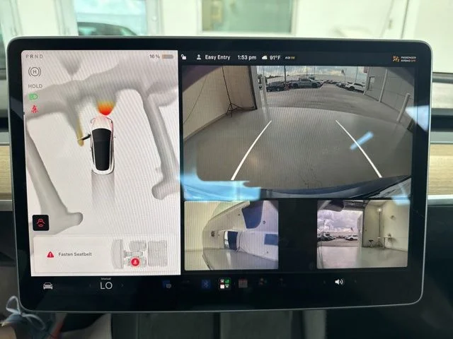 Used 2023  Tesla Base image 21