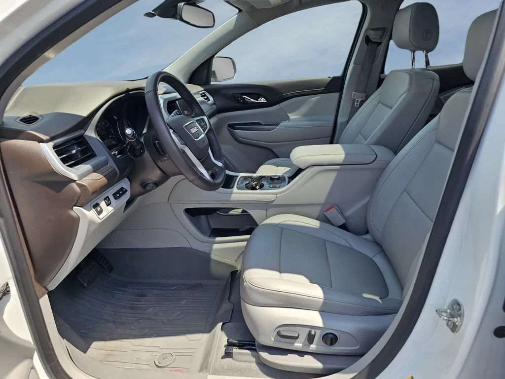 Used 2023 Summit White GMC SLT image 16