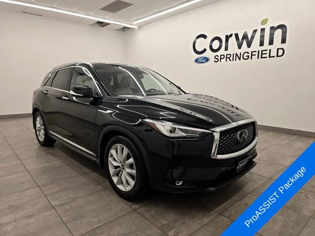Used 2019 Black INFINITI ESSENTIAL image 7