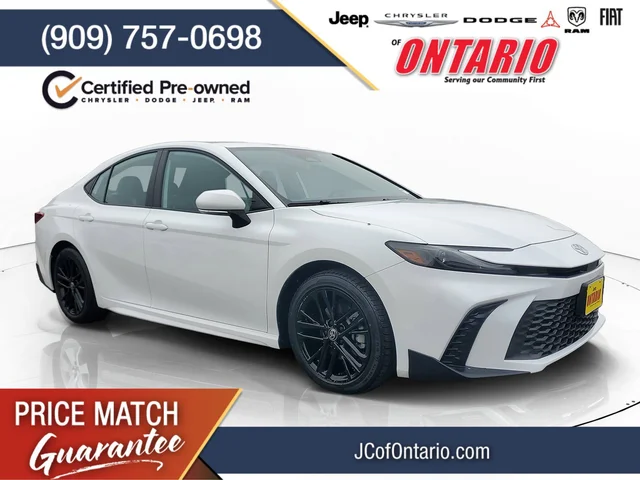 2025 Toyota Camry SE
