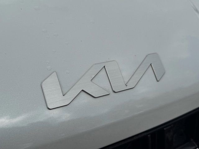 Used 2023 White Kia EX image 47