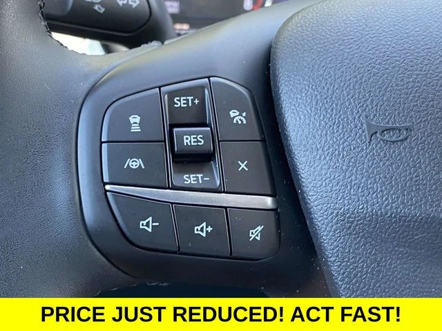 Certified Used 2024  Ford Lariat image 33