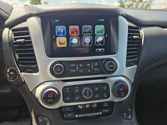 Used 2020 ONYX BLACK GMC SLT image 18