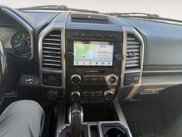 Used 2018 Silver Ford Platinum image 13