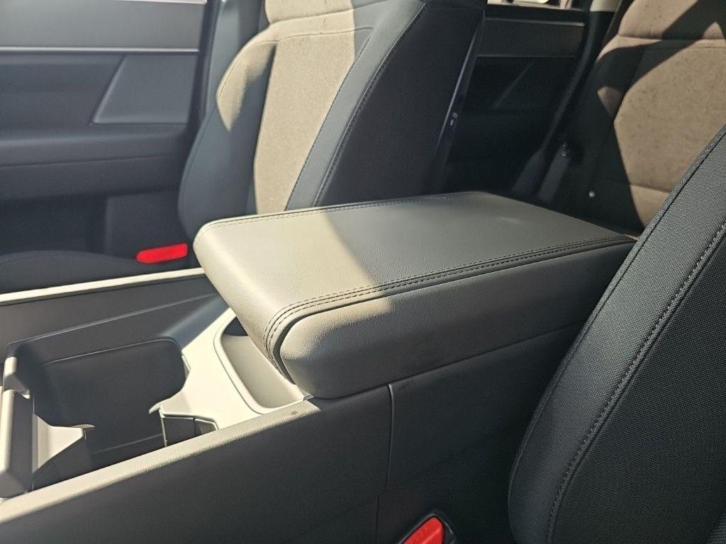 New 2026 Silver Hyundai SE image 21