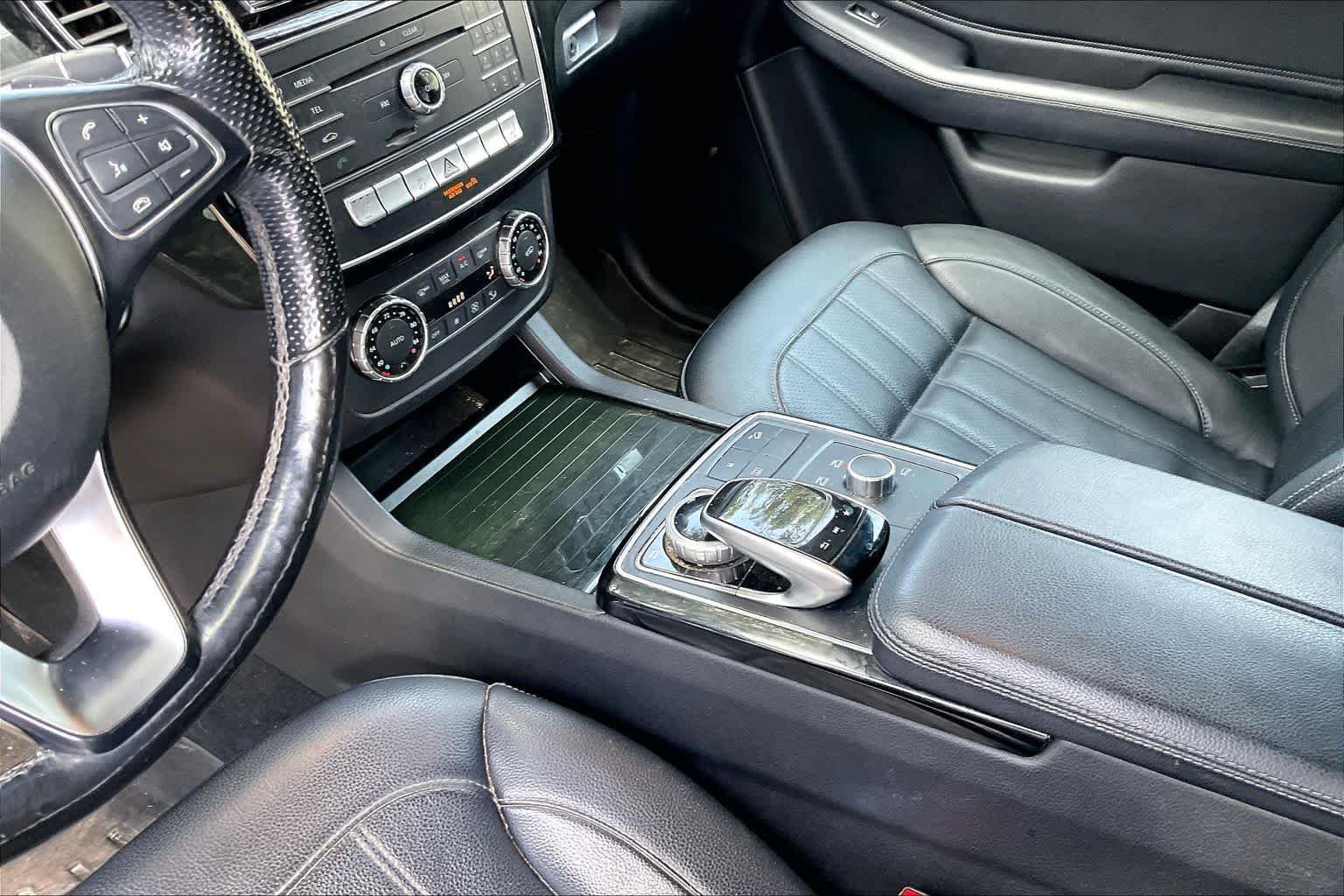 Used 2018 Polar White Mercedes-Benz GLE 350 image 16