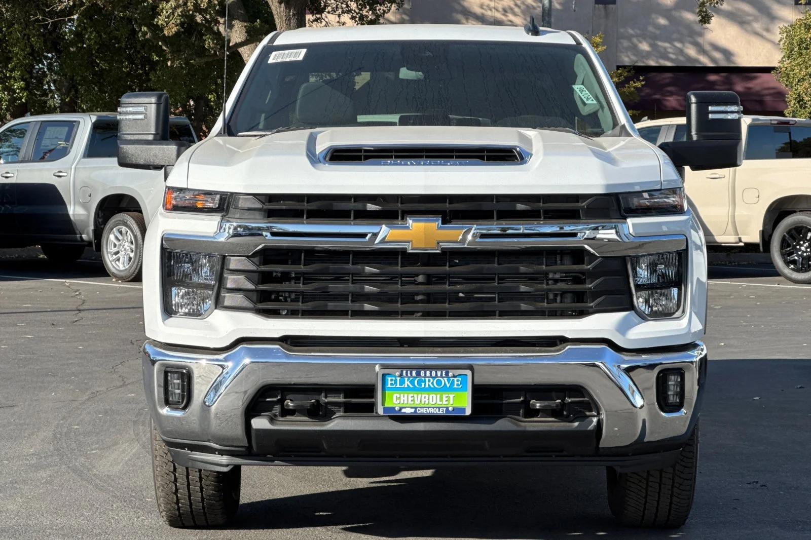 2026 Chevrolet Silverado 3500 HD LT view 8