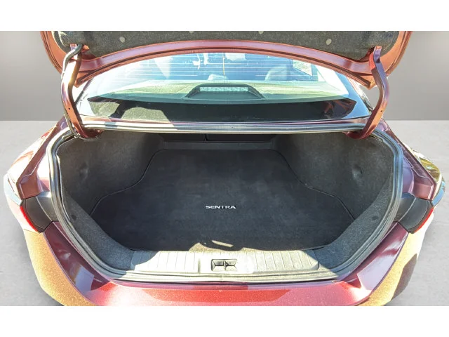 Used 2025  Nissan SV image 31