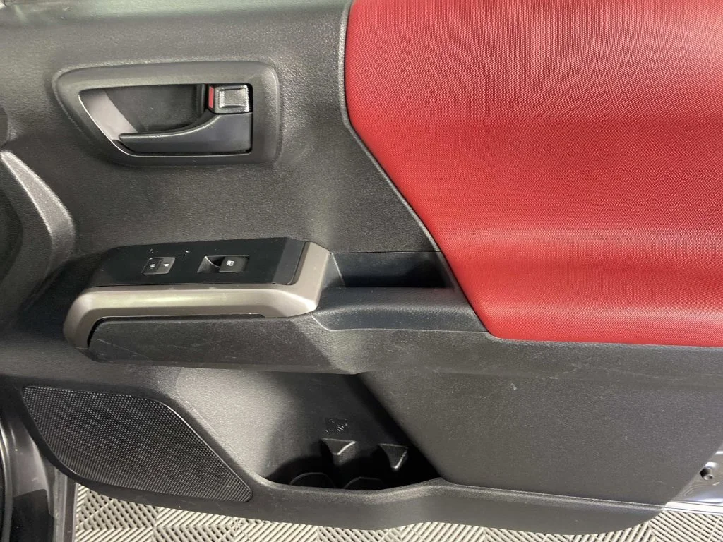 Used 2022 Magnetic Gray Metallic Toyota SR5 image 23
