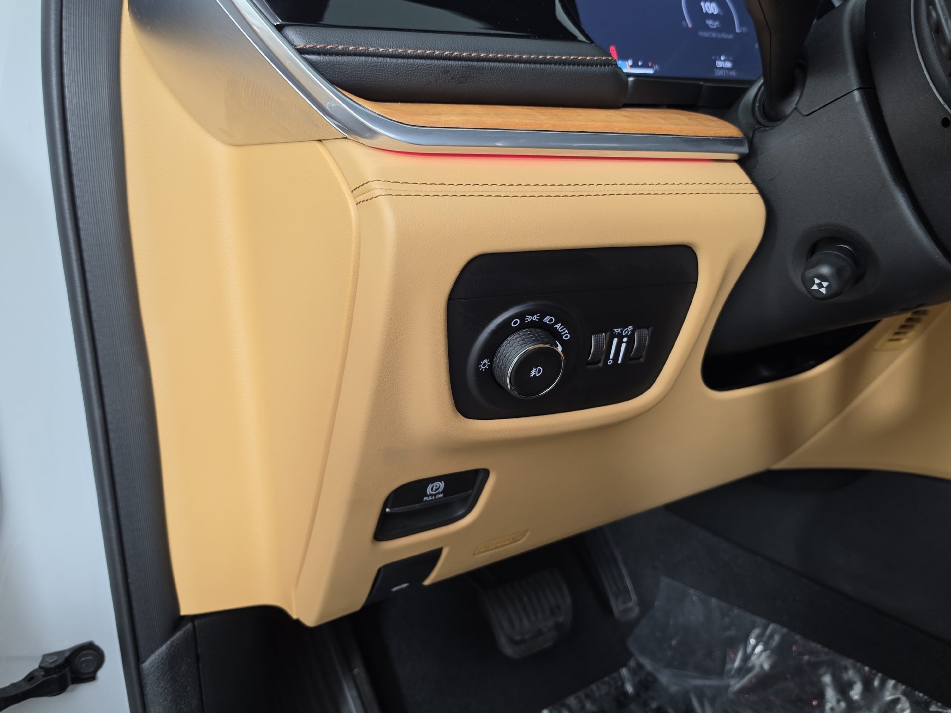 2024 Jeep Grand Cherokee Summit Reserve - Photo 12
