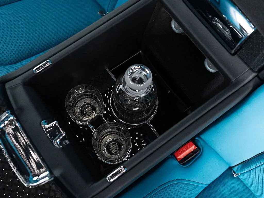 New 2026 Black Diamond Rolls-Royce  image 32
