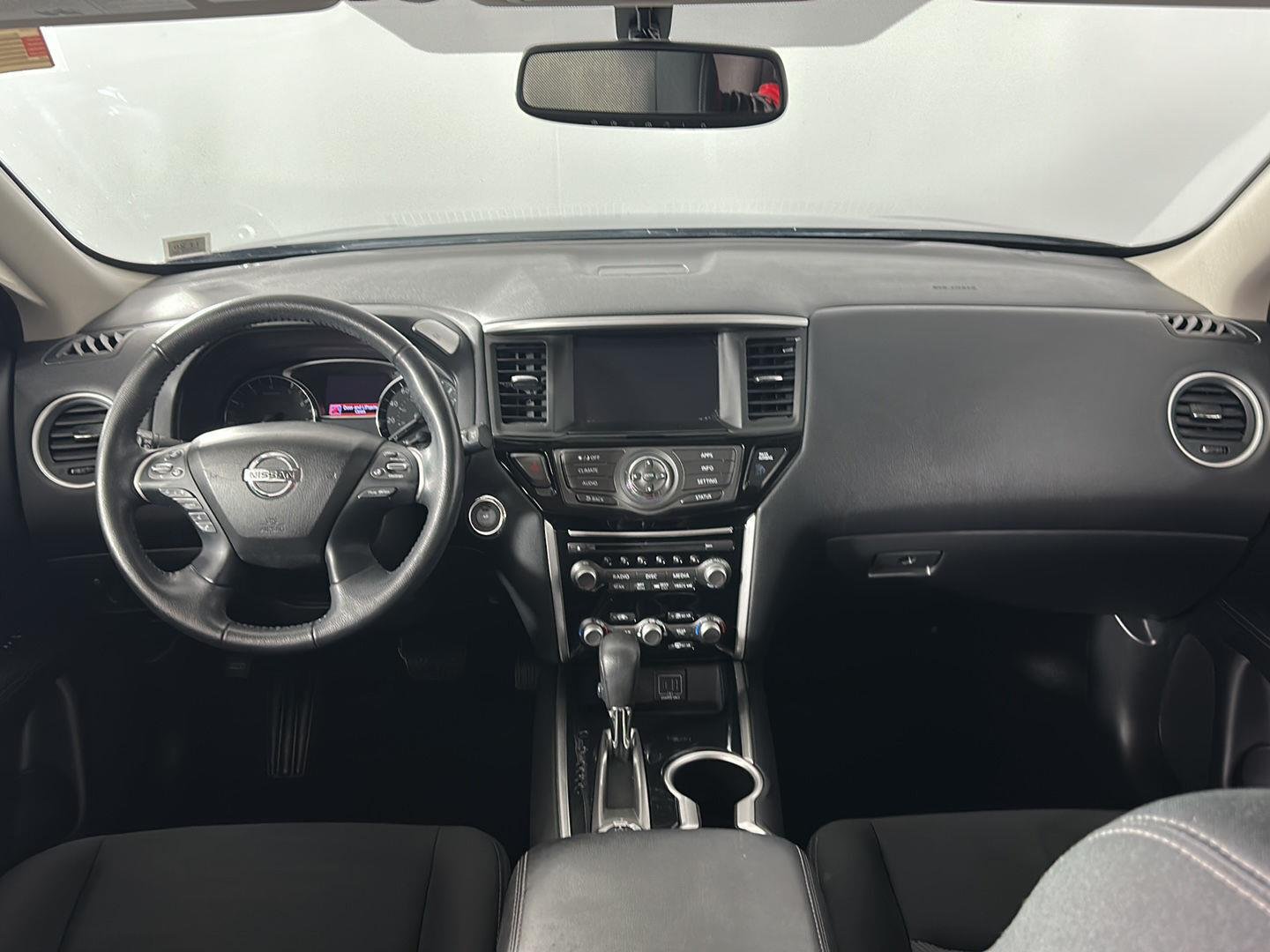 Used 2019 Midnight Pine Metallic Nissan SV image 21