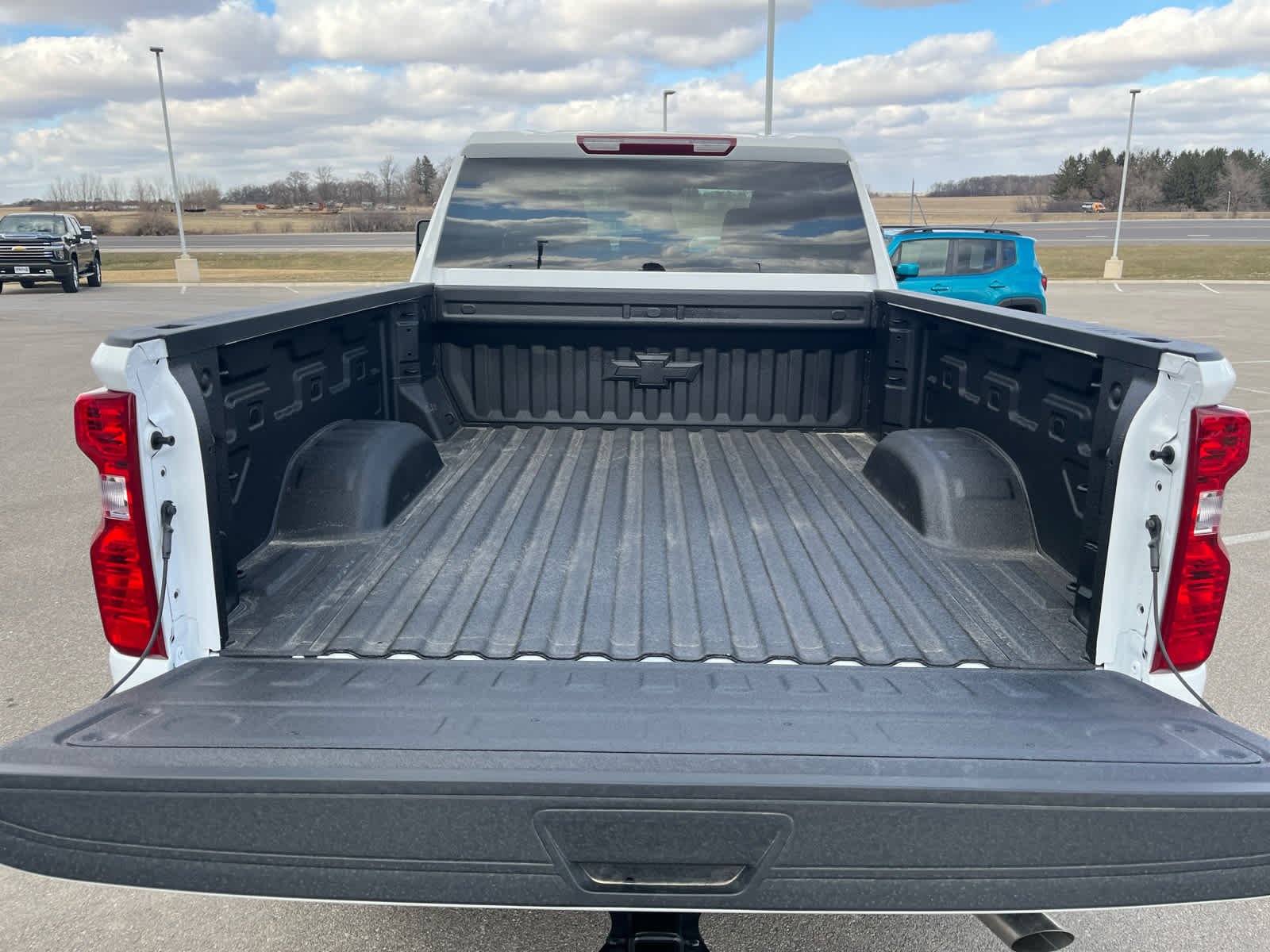 2026 Chevrolet Silverado 3500 HD LT - Photo 9