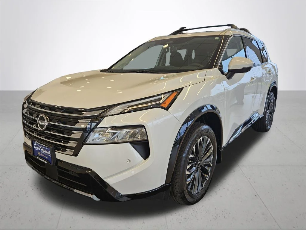 New 2026 Everest White Pearl TriCoat Nissan Platinum image 2