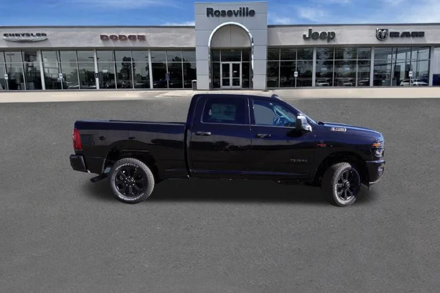 New 2027 Diamond Black Crystal Pearl-Coat Exterior Paint RAM Big Horn image 2