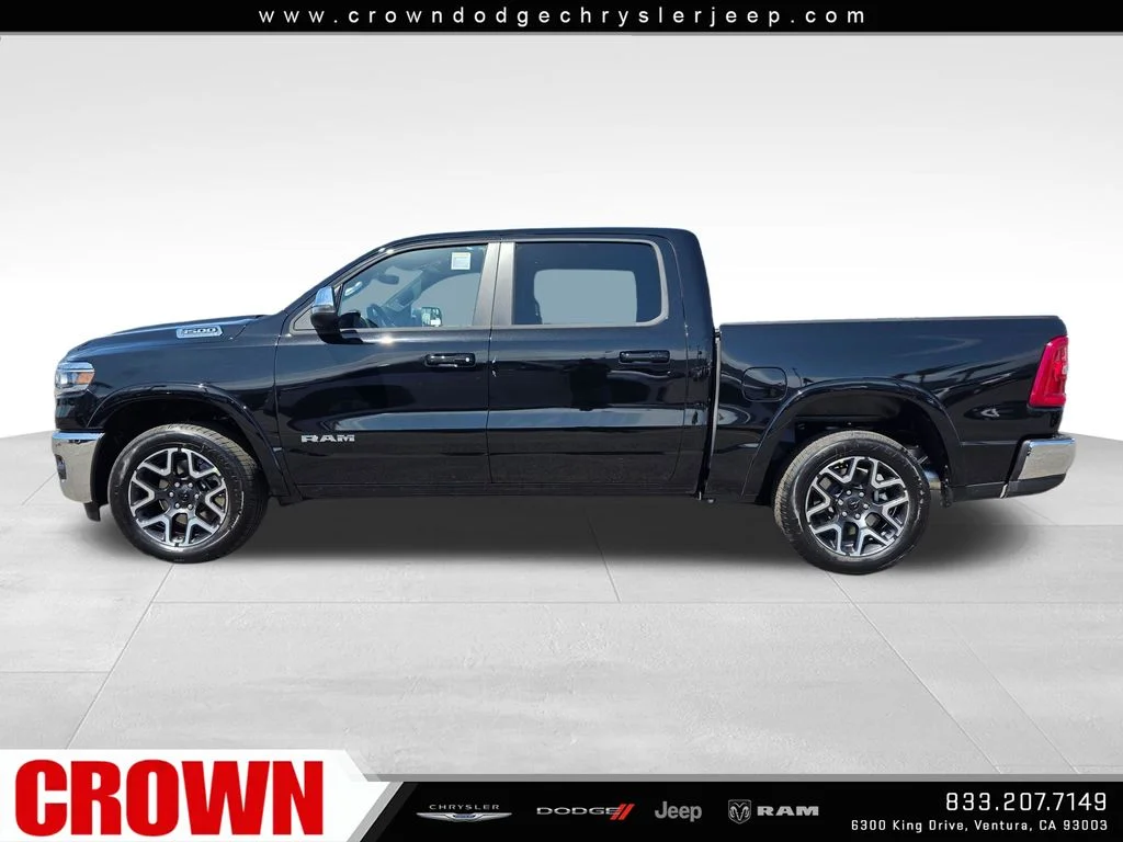 New 2026 Diamond Black Crystal Pearl-Coat Exterior Paint RAM Laramie image 5