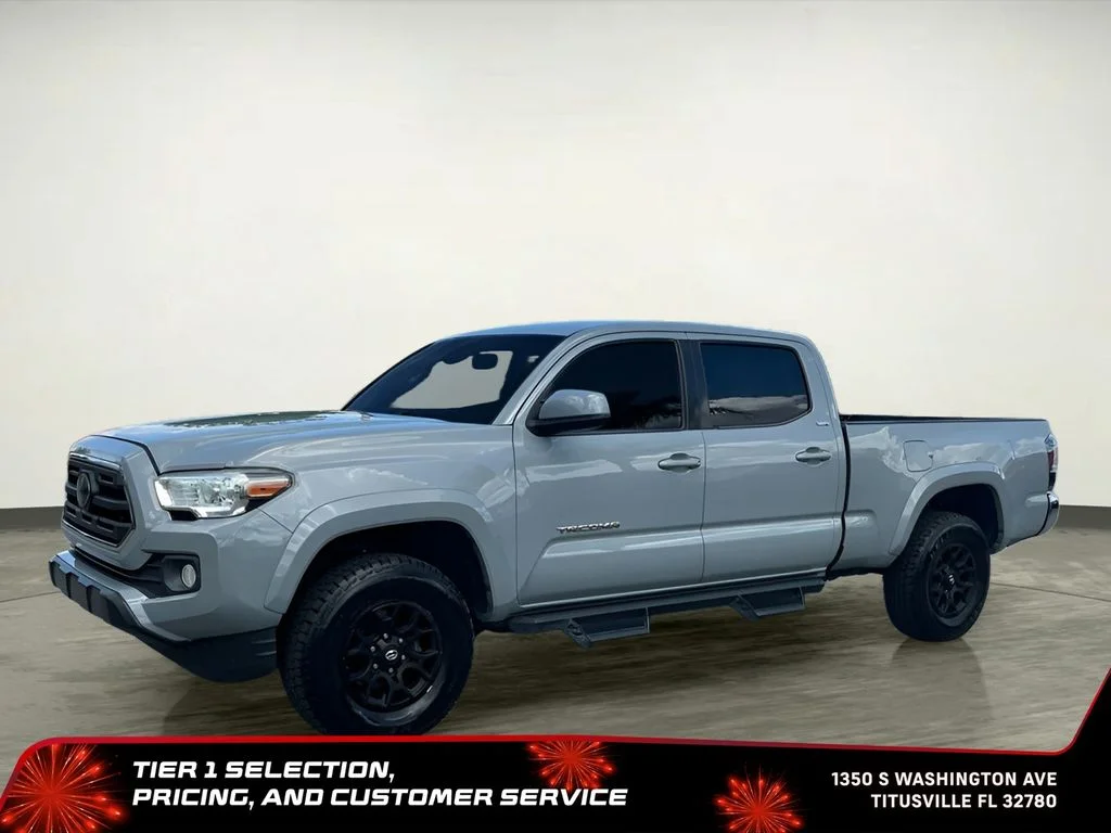 Used 2019  Toyota SR5 image 3