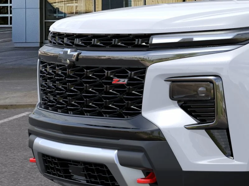 New 2027 Polar White Tricoat Chevrolet AWD Z71 image 14